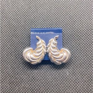 Vintage Feather Earrings